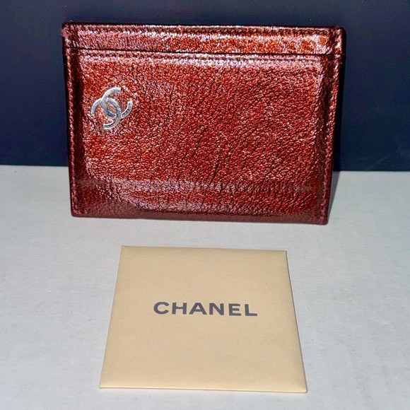 CHANEL Metallic Red Card holder - Picture 12 of 13